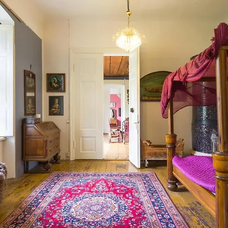 Manor منزل ريفي Rava